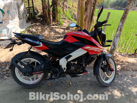 Pulsar ns160